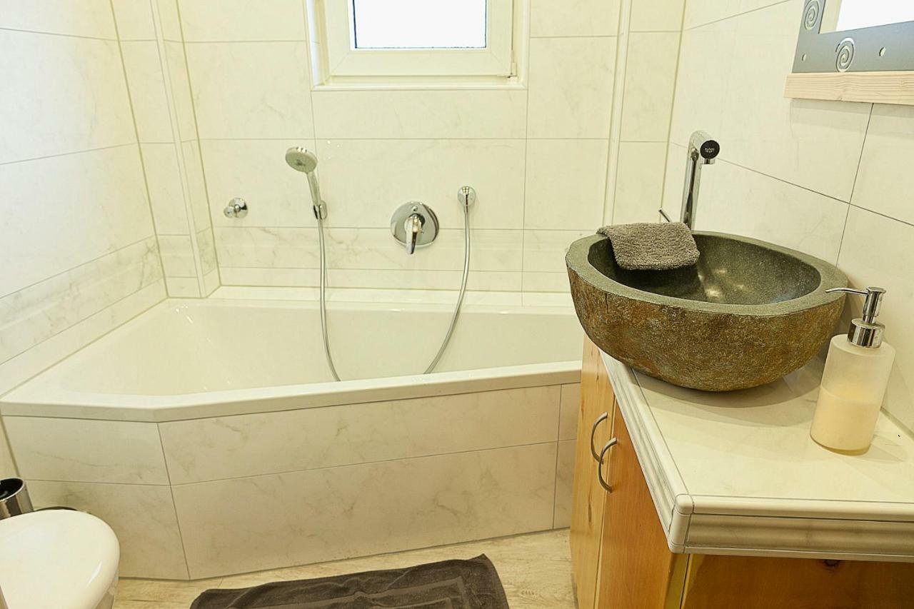 Ferienwohnung Kurrer Plankstadt Bagian luar foto